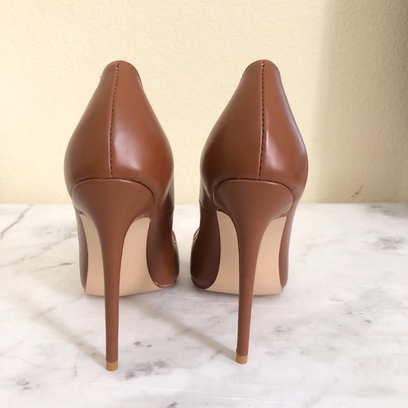 SOLD❤️ Size 5.5 Brown PU High Heel Pump - Picture 4 of 7